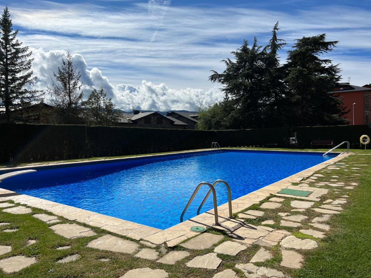 Piso Puigcerda Vistas Y Piscina公寓 外观 照片