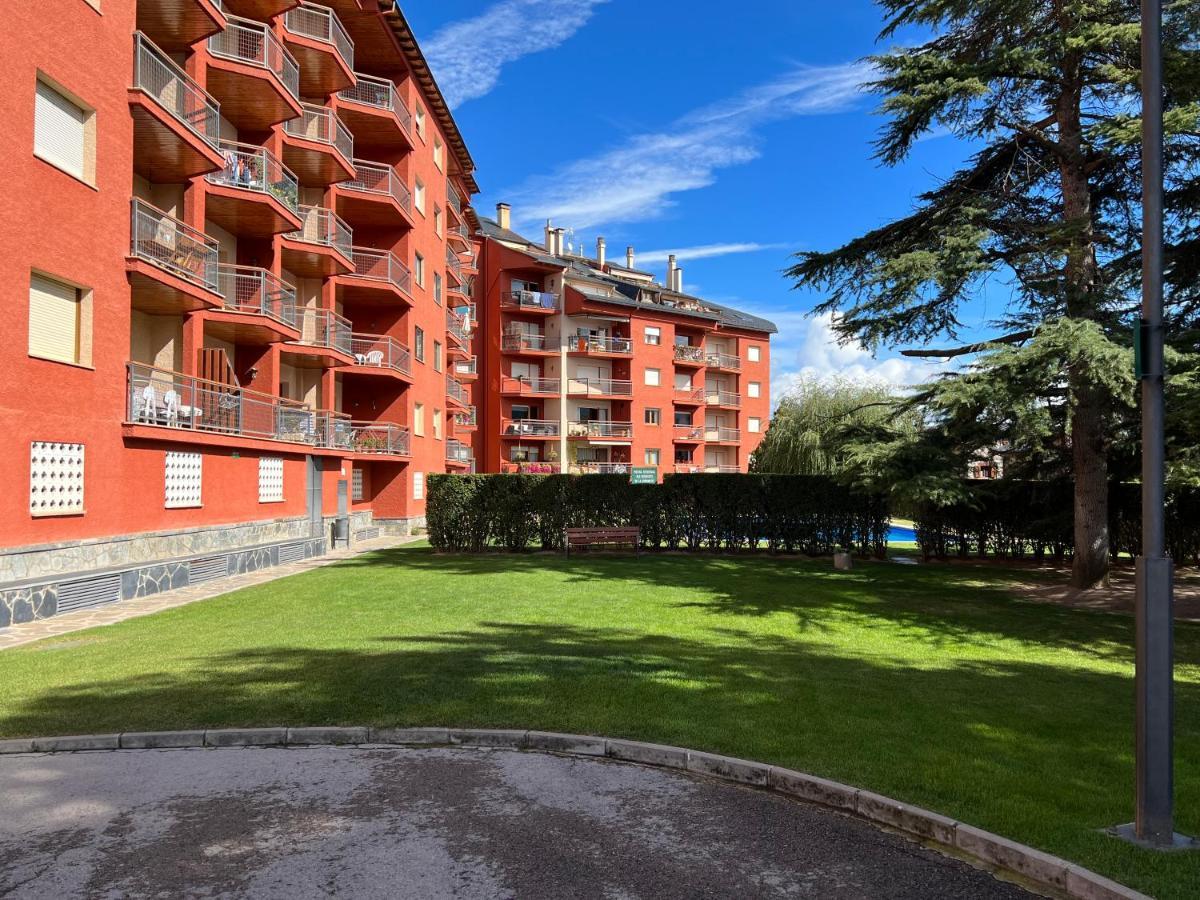 Piso Puigcerda Vistas Y Piscina公寓 外观 照片